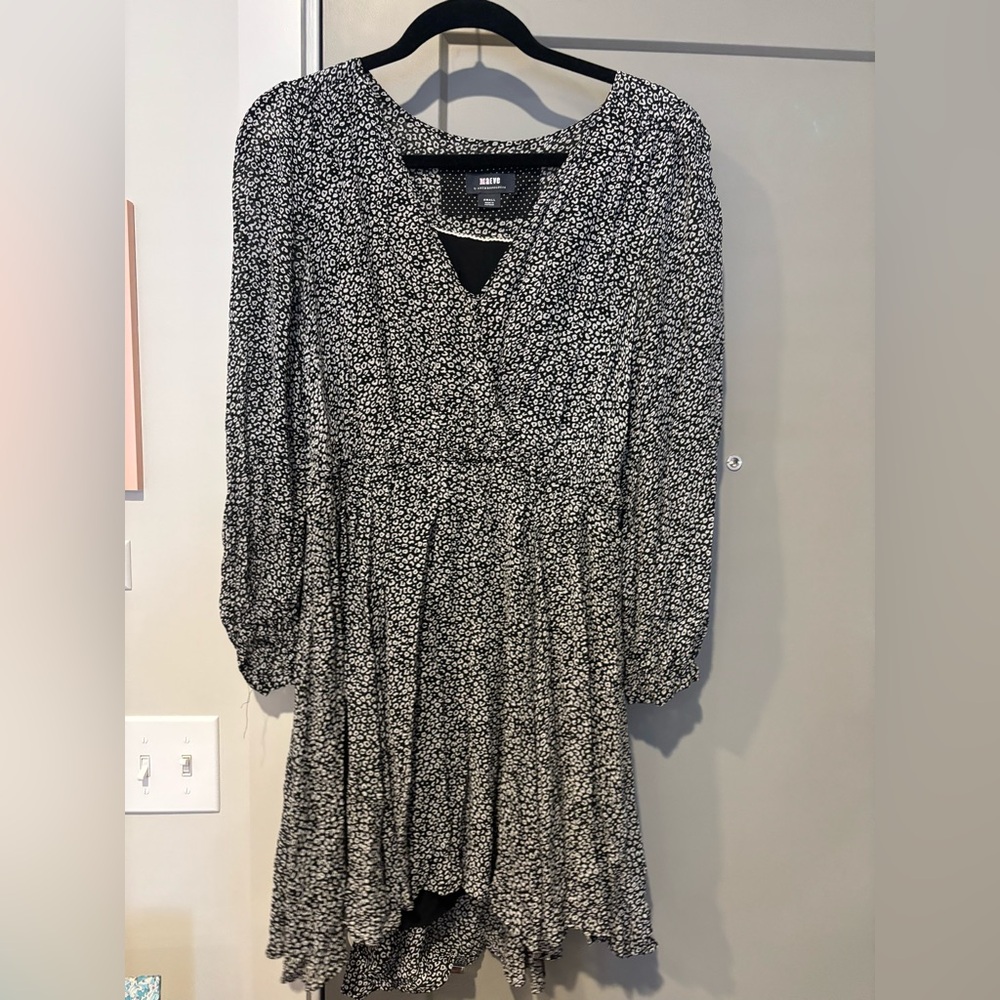Maeve Anthropologie- Carolyn leopard print mini dress